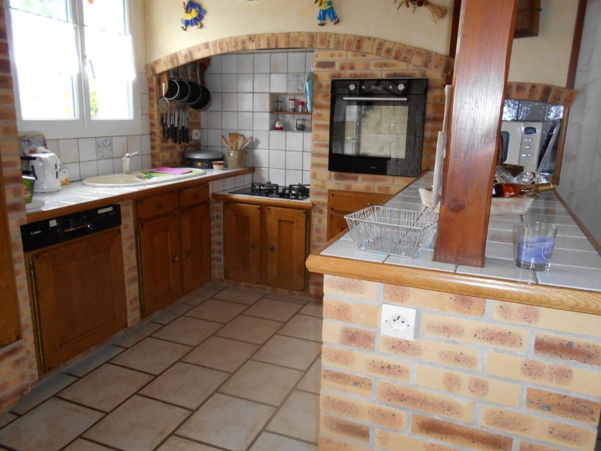 Marais Poitevin Bord Riviere Peche ,Barque, Velos, Wifi, Linge, Cheminee, Cuisine, Terrain De Boules La Taillee ภายนอก รูปภาพ