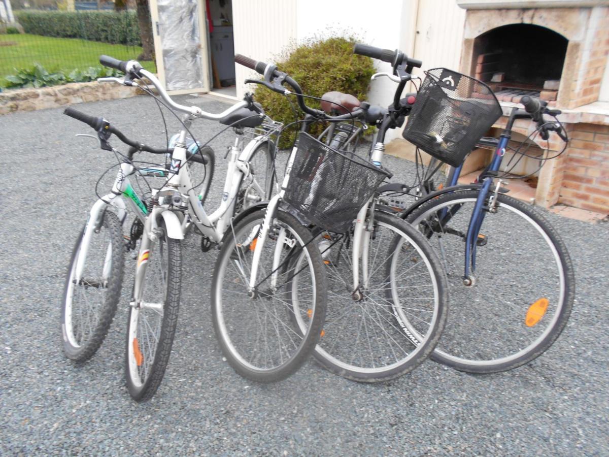 Marais Poitevin Bord Riviere Peche ,Barque, Velos, Wifi, Linge, Cheminee, Cuisine, Terrain De Boules La Taillee ภายนอก รูปภาพ
