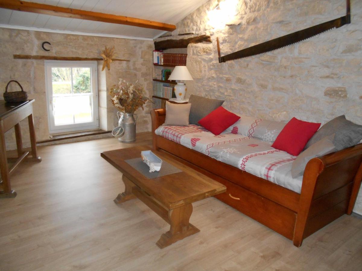 Marais Poitevin Bord Riviere Peche ,Barque, Velos, Wifi, Linge, Cheminee, Cuisine, Terrain De Boules La Taillee ภายนอก รูปภาพ